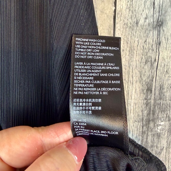 Intimately Free People Slinky Slink Black Racerback Tank Top in Black Size XS. - Picture 6 of 11